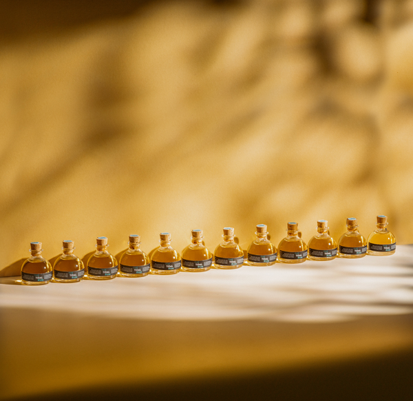 'The golden dozen' The Tidal Rum 12 x 5cls