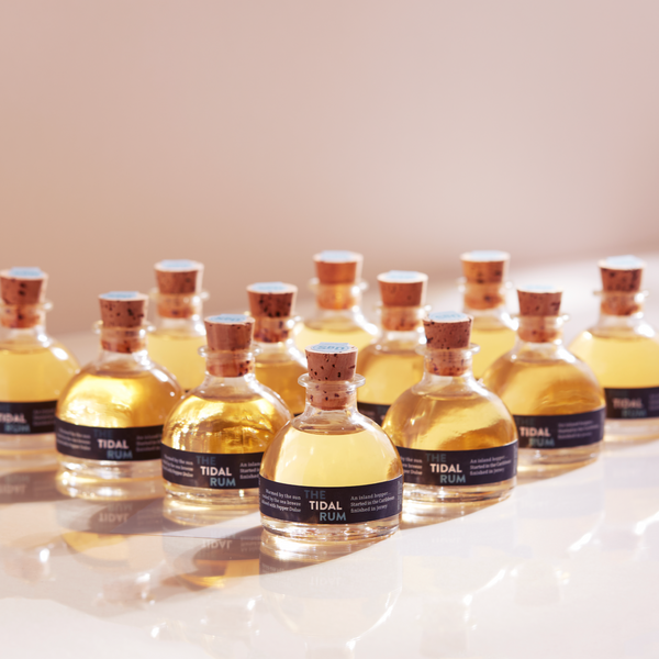'The golden dozen' The Tidal Rum 12 x 5cls
